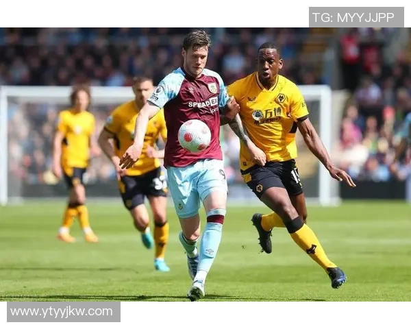 上海羽毛球队在洲际杯积分榜中以53分稳居第一名展现强劲实力 上海羽毛球队在洲际杯积分榜中以53分稳居第一名展现强劲实力