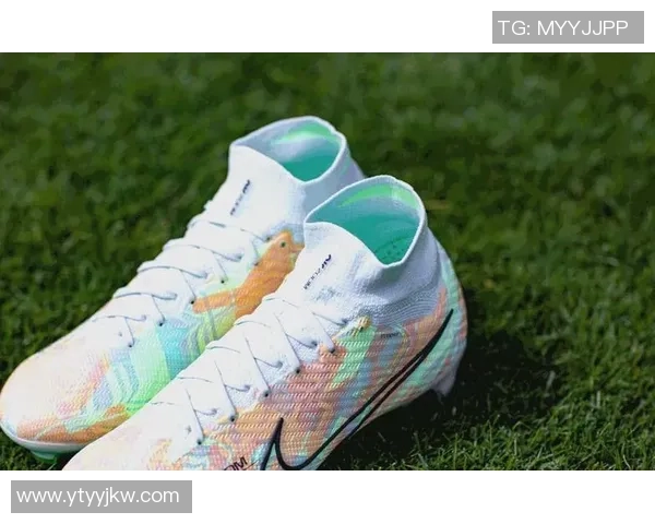 探索Nike足球T的创新设计与运动表现提升之道 探索Nike足球T的创新设计与运动表现提升之道