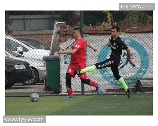 愿每个足球俱乐部在新赛季中勇攀高峰收获辉煌成就与团结友爱的精神