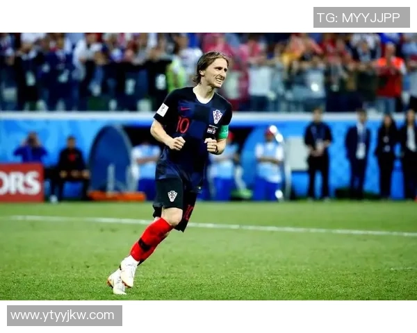 足球史强的传奇之路与辉煌成就探秘