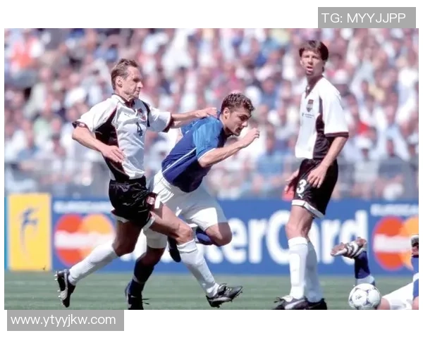 足球RD带你走进足球世界的魅力与激情探索球场背后的故事与传奇